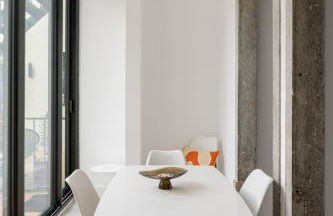 Stylish 2-Bedroom Apartment with Terrace in Alcântara - Photo 20