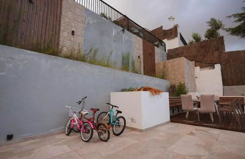 A+View Private Terrace Private Pool Family Fun - Photo 17