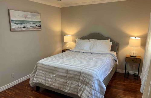 Spacious 5BR San Jose Home w Parking & Backyard - Foto 36