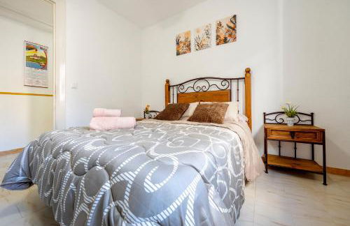 Apartamentos El Compromiso - Foto 13