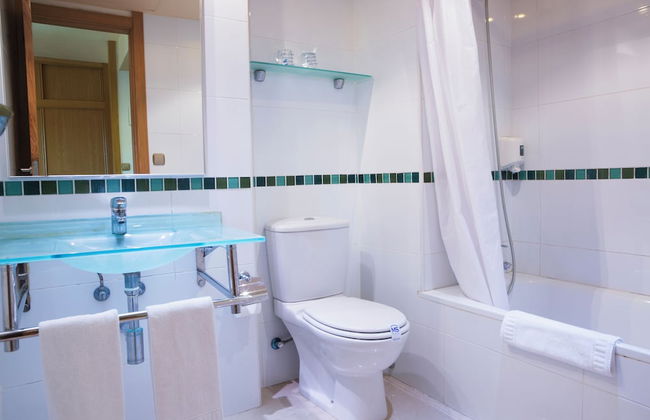 MS Apartamentos Puerto Marina - Photo 33