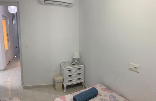 Orange Apartments - Photo 40