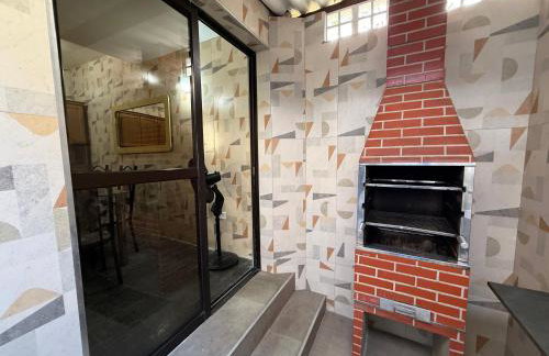 TRIPLEX piscina churrasqueira lava e seca Wi-Fi e 2 TVs em Condomínio com 90m2 no centro de Ubatuba - Foto 49