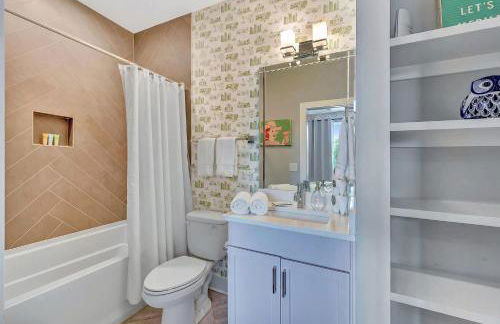 Rooftop Deck & Shuffleboard BBQ Near Downtown - Foto 30