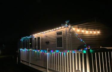 Lovely Serenity 1 and gorgeous Serenity 2 are 3 bedroom 2 bathroom caravans - Foto 28