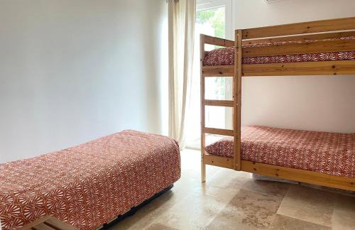 Vue mer incroyable, piscine, tennis et accès plage - 3 chambres - Photo 18