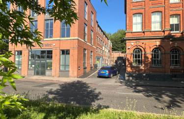 2 Beds Mint drive With Secure car Or Van Park w WiFi-Netflix No Deposit Required - Foto 2