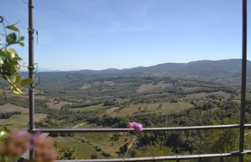 Tuscan Hilltop Getaway - Foto 56