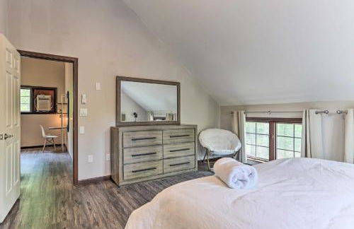 Updated Stroudsburg Home with Spacious Deck! - Foto 19