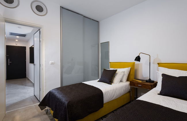 Contemporary & Texture-Rich Hideaway - Foto 9