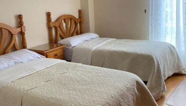 Lovely 2 bedrooms apartment main square Plasencia - Foto 5