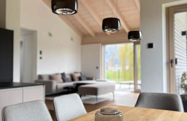 Berglinien am Chiemsee I Exklusive Ferienwohnung mit bis zu 3 Schlafzimmern 2 Bädern und Alpenblick - Photo 1