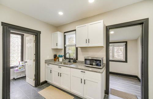 4 Mi to Dtwn Modern Retreat with Yard in Cleveland - Foto 9