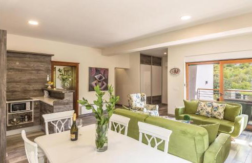 Six-Bedroom Holiday Home In Zagvozd - Foto 30