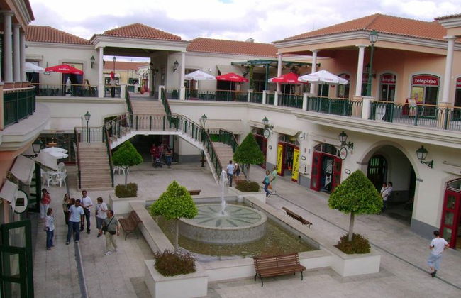 Lisbon Half Day Shopping Tour - Photo 18