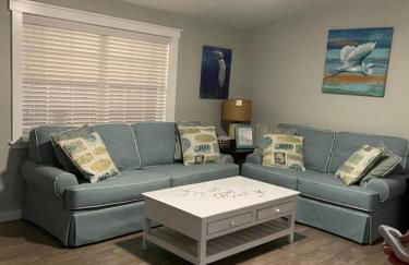 Hidden Treasures - RV friendly - Foto 3