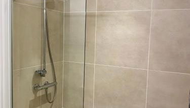 Bright, Modern Apartment with Great Views - Foto 4