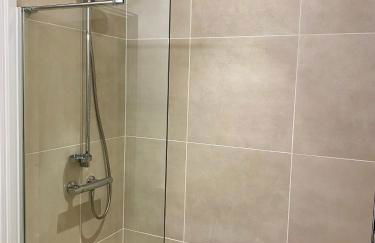 Bright, Modern Apartment with Great Views - Foto 4