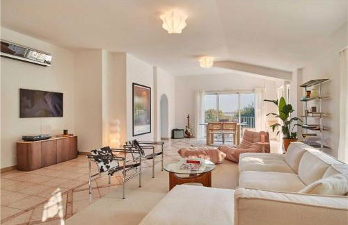 A C Villa with Pool & Jacuzzi 3BR 6P - Vallauris - Photo 3