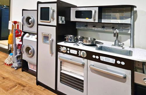 Family Fun Pet-Friendly Sleeps 10 4BR - Foto 11