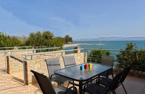 Seafront apartment in Kiveri, near Nafplion. - Photo 14