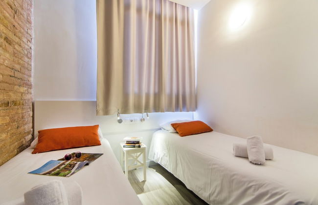 Happy People Sagrada Familia - Foto 56