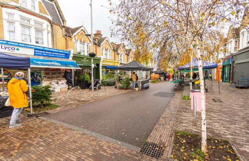 Cottage Flat 2BD Leyton Near Central Line - Sleeps 10 - Foto 16