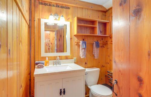 Kalkaska Retreat Private Hot Tub, Dock, Fireplace - Foto 17