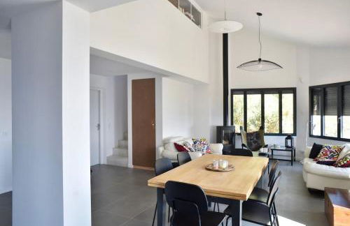 Top of house with sea view 50m from the beach - Foto 8