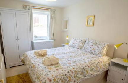 Spacious Coastal Home with Stunning Sea Views - Foto 36