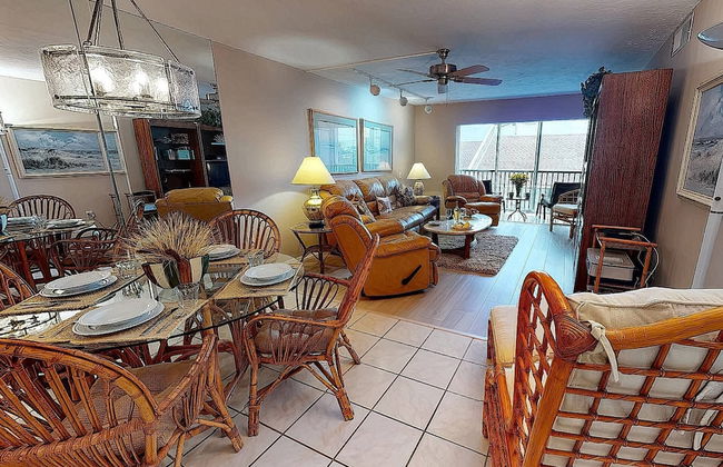 Bay Oaks, 4th Floor Corner - Elevator - Foto 1