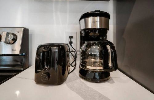 Sleek Studio With Private Parking Near Tx Med Ctr - Foto 12