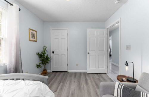 Modern Scottdale Escape Minutes to Atlanta - Foto 21