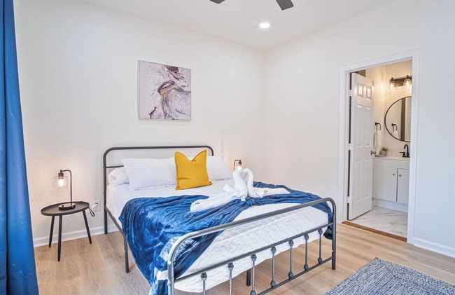 Perfect Spot to Relax 4br/3ba Near Dtown Hemisfair - Foto 17