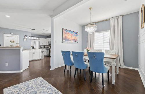 Parisian-Inspired 5-BD w Pool Playground Cinema - Foto 8