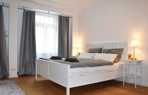 Modernes Studio Appartement mit Leseecke - Foto 10