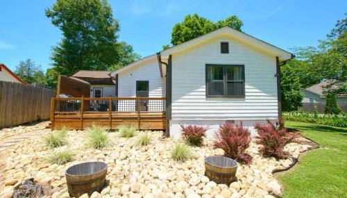 Cozy Family-Friendly home w/ fenced-in backyard - Foto 5