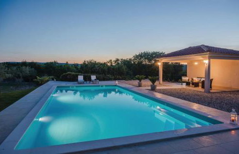 Nice Apartment In Krk With Wifi - Photo 9