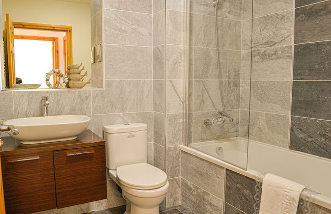 Self Catering at The Fairways - Photo 29