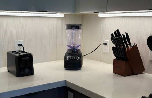 Stunning Haven with Pool Gym Parking Close to Disneyland - Foto 59