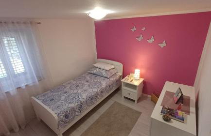 Casa Šimeti Charming Mediterranean Home near Poreč with Private Garden & Free Parking - Photo 26