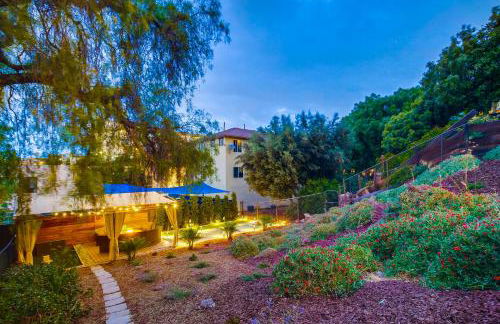 Lux Escape 3 • Views 2 Hot Tubs Games Mini Golf - Photo 14