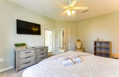 Walk to Tower Lake Family Home in Gated Community - Foto 12