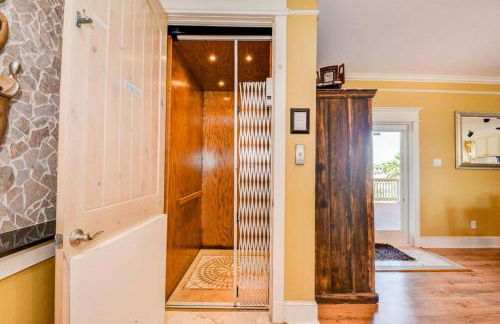 Luxury Beachhouse with elevator - Foto 17