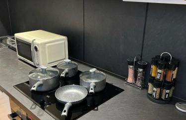 Modern 2-Bedroom Flat Near Wembley - 9 Minutes from Park Royal Station - Foto 9