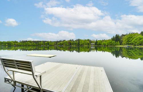 Lakeside Spooner Home with Game Room and Views! - Foto 2