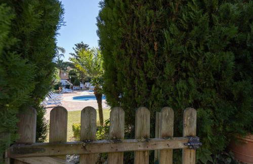 Large Ground Floor Apartment with Private Garden and Beach Access - Photo 57