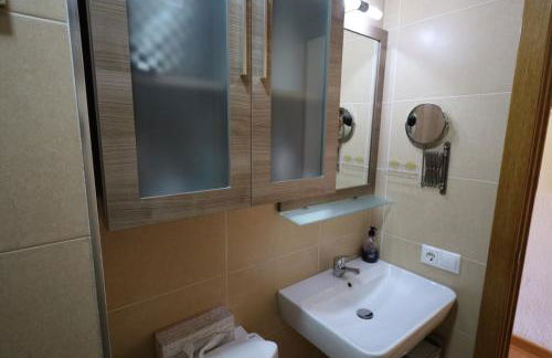 Apartamento vistas al mar y piscina en Alicante By ElConserje - Foto 32