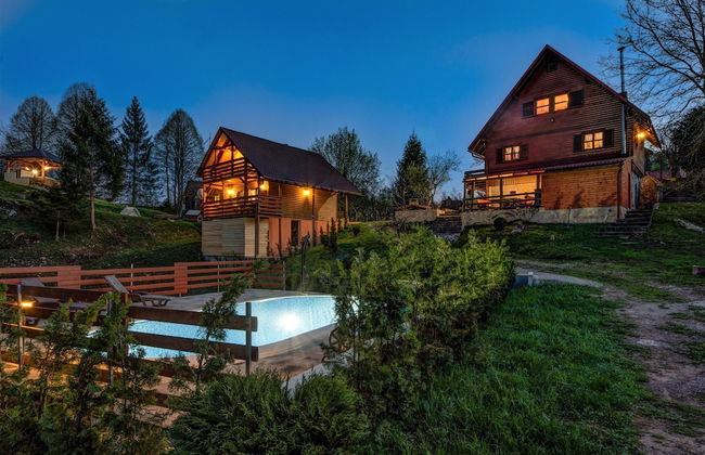 Chalet Zavrh with Private Heated Pool - Photo 15