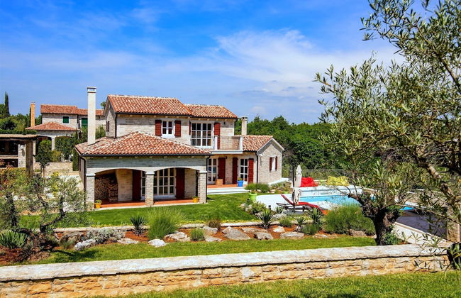 Villa in Porec With Private Pool & Garden - Foto 40